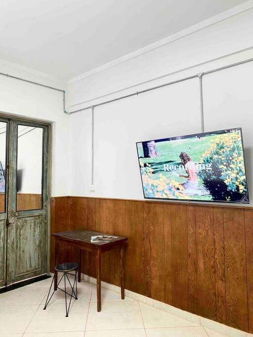 Le Bijou Chic In The Heart Of Saigon Charm With View Lägenhet Ho Chi Minh-staden Exteriör bild