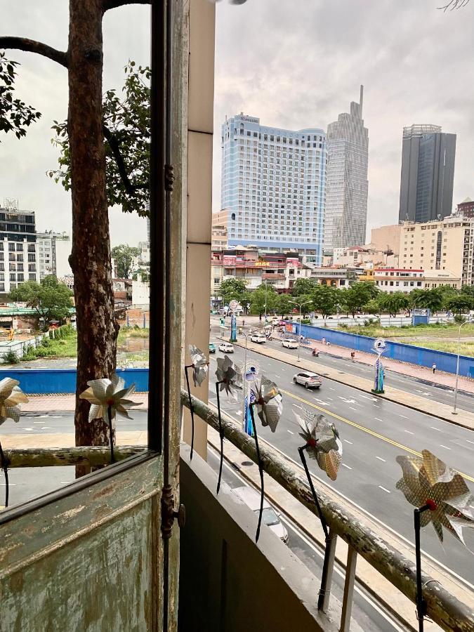 Le Bijou Chic In The Heart Of Saigon Charm With View Lägenhet Ho Chi Minh-staden Exteriör bild