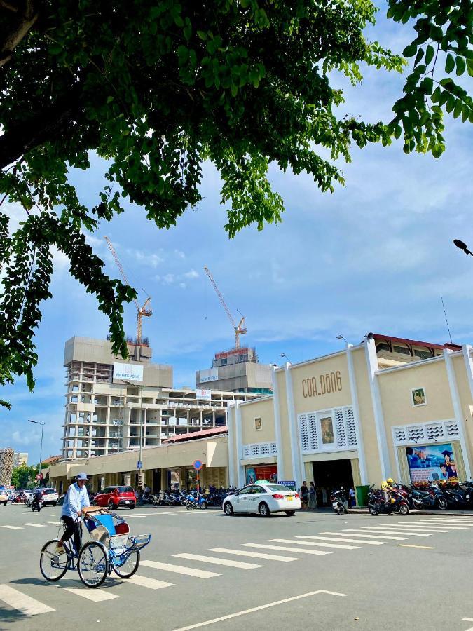 Le Bijou Chic In The Heart Of Saigon Charm With View Lägenhet Ho Chi Minh-staden Exteriör bild