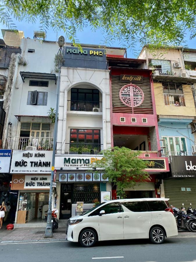 Le Bijou Chic In The Heart Of Saigon Charm With View Lägenhet Ho Chi Minh-staden Exteriör bild