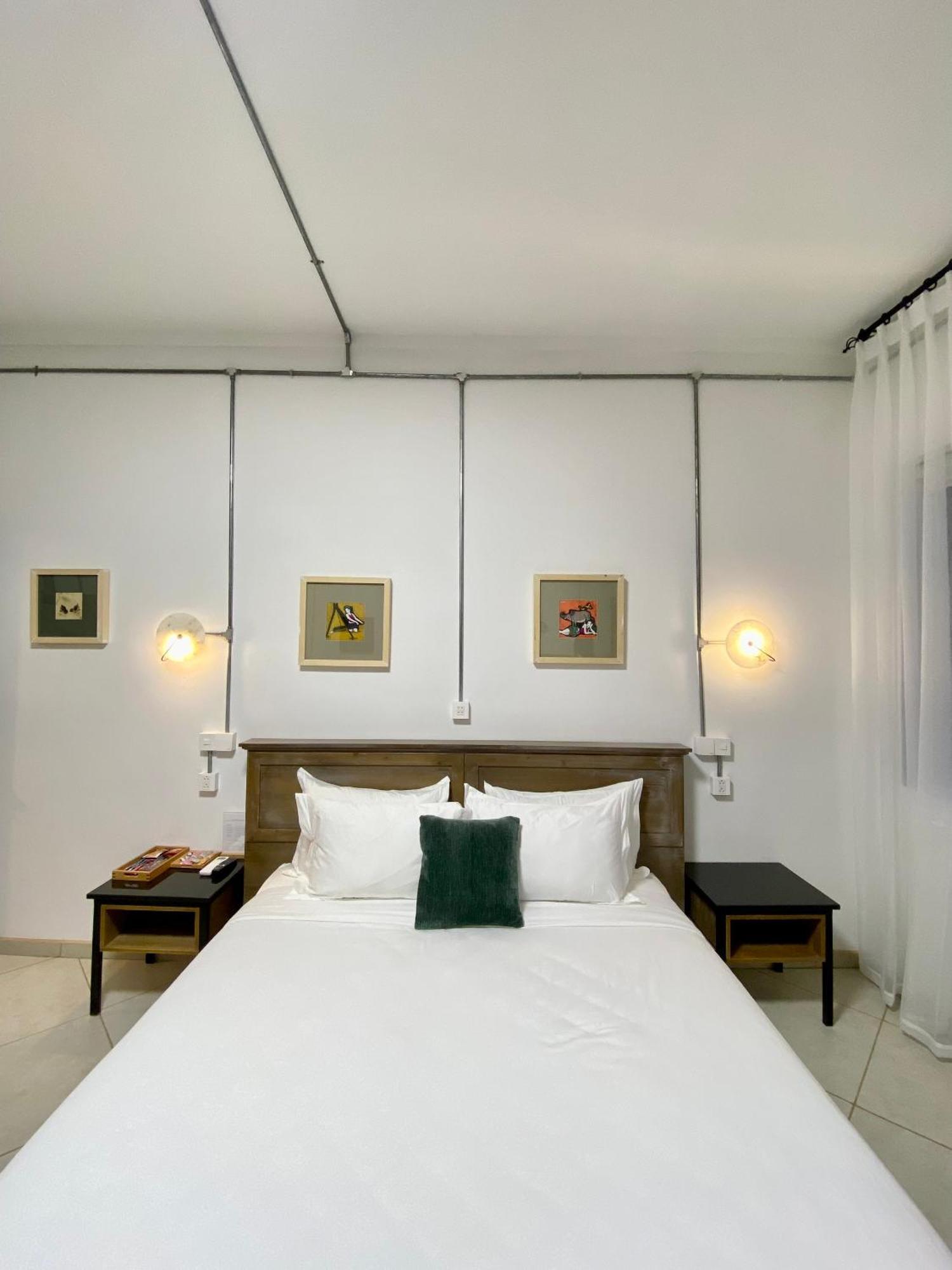 Le Bijou Chic In The Heart Of Saigon Charm With View Lägenhet Ho Chi Minh-staden Exteriör bild